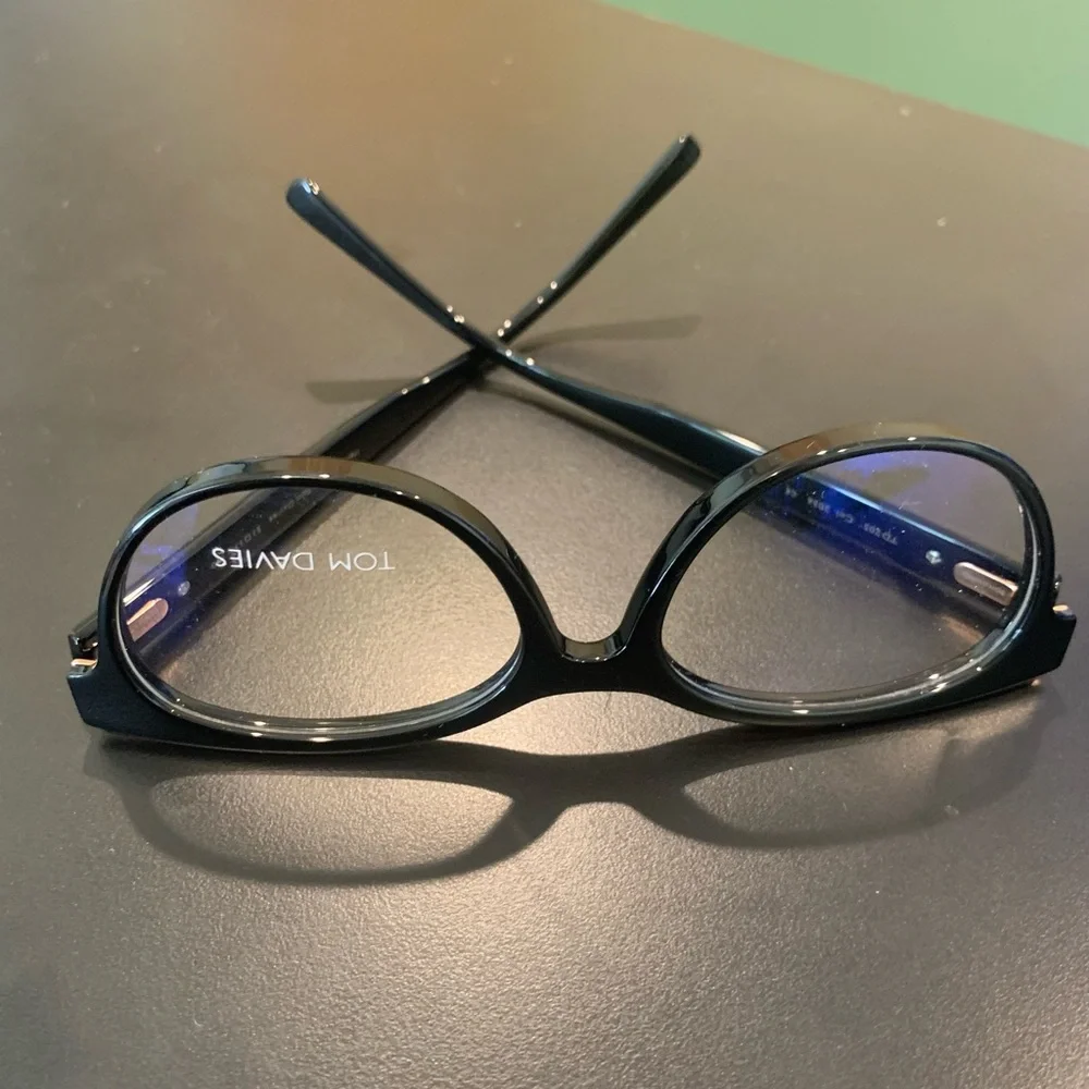 TOM DAVIES TD705 Col 2056 Black  And Gold 51mm Ladies Cateye Glasses